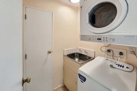 Photo of property in 53 Hankey Street, Mount Cook, Wellington, 6011