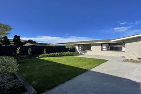 Photo of property in 8 Steadman Road, Broomfield, Christchurch, 8042