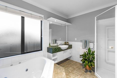 Photo of property in 39 Forest Drive, Parklands, Christchurch, 8083