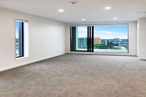 Photo of property in 301/19 Rawene Road, Birkenhead, Auckland, 0626