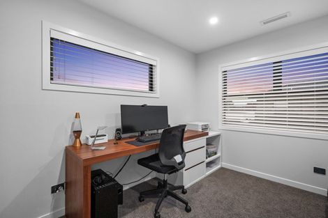 Photo of property in 2a Roland Road, Greenhithe, Auckland, 0632