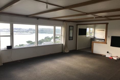 Photo of property in 41 Hungerford Road, Lyall Bay, Wellington, 6022