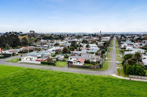 Photo of property in 82 Puriri Street, Hawera, 4610