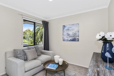 Photo of property in 15 Redhaven Place, Bethlehem, Tauranga, 3110