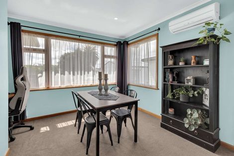Photo of property in 4 Belvedere Crescent, Takaro, Palmerston North, 4412