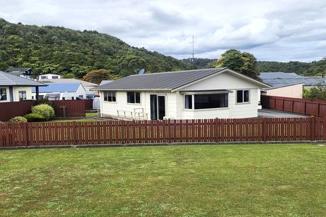Photo of property in 205 Main South Road, Karoro, Greymouth, 7805