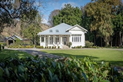 Photo of property in 132 South Manakau Road, Manakau, Otaki, 5583
