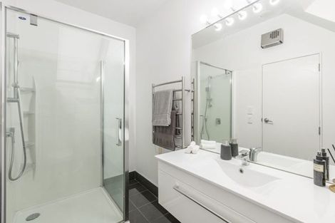 Photo of property in 21b Maida Vale Road, Roseneath, Wellington, 6011
