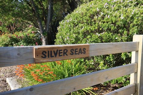 Photo of property in 11 Oakham Street, Hampden, 9410