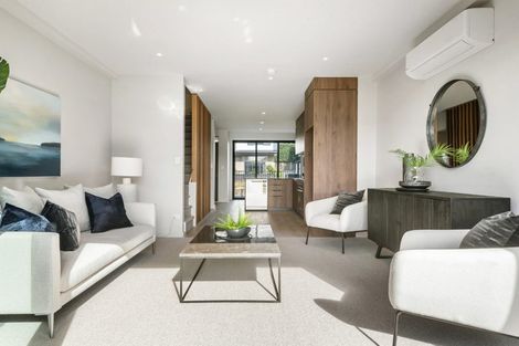 Photo of property in 9b Windlass Street, Long Bay, Auckland, 0630