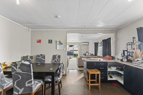 Photo of property in 35 Wickman Way, Mangere East, Auckland, 2024