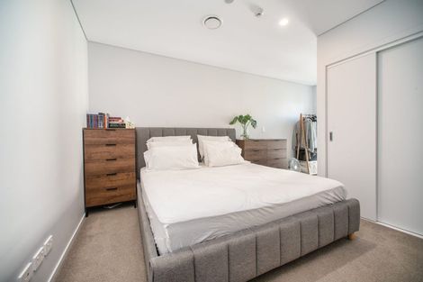 Photo of property in 1/37 Woodlands Crescent, Browns Bay, Auckland, 0630