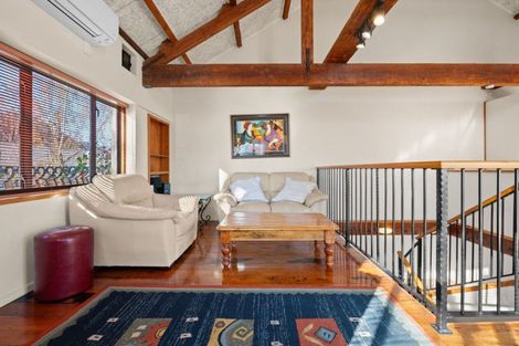 Photo of property in 84 Alpha Street, Cambridge, 3434