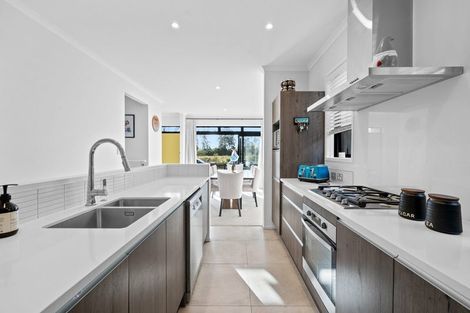 Photo of property in 6a Nohoanga Road, Karaka, Papakura, 2113