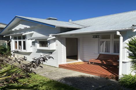 Photo of property in 30 Waimea Road, Nelson South, Nelson, 7010