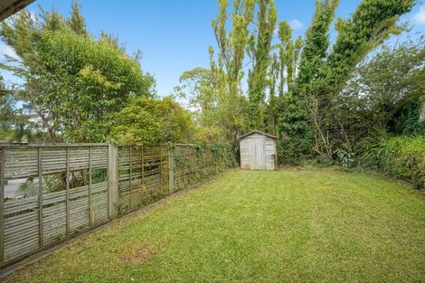 Photo of property in 1 Cedar Heights Avenue, Massey, Auckland, 0614