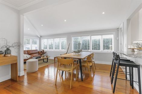 Photo of property in 26 Mariposa Crescent, Birkenhead, Auckland, 0626