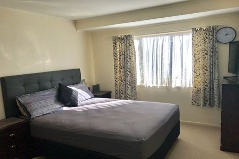 Photo of property in 4/43 Fruitvale Road, New Lynn, Auckland, 0600