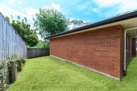 Photo of property in 57a Sabulite Road, Kelston, Auckland, 0602