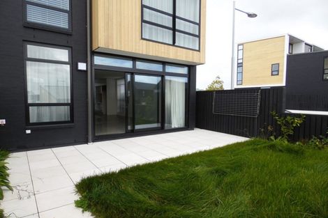 Photo of property in 242 Hobsonville Point Road, Hobsonville, Auckland, 0616