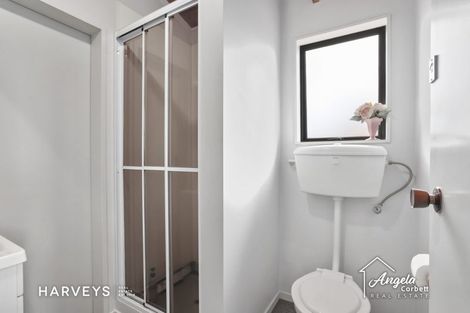 Photo of property in 29a Rua Road, Glen Eden, Auckland, 0602