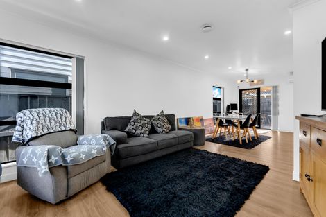Photo of property in 127e Russell Road, Manurewa, Auckland, 2102