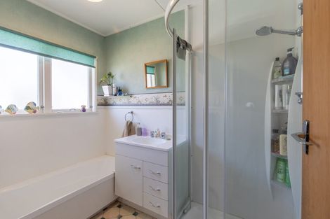 Photo of property in 6 Mclean Terrace, Waipukurau, 4200