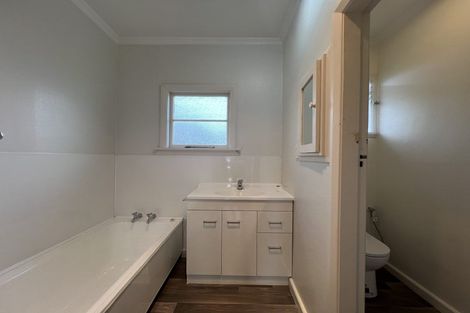 Photo of property in 71 Glandovey Road, Fendalton, Christchurch, 8052