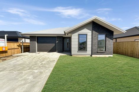 Photo of property in 14 Anderson Park Drive, Waikanae, 5036