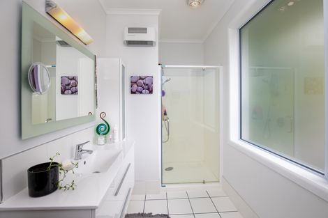Photo of property in 10 Edinburgh Street, Roxburgh, 9500