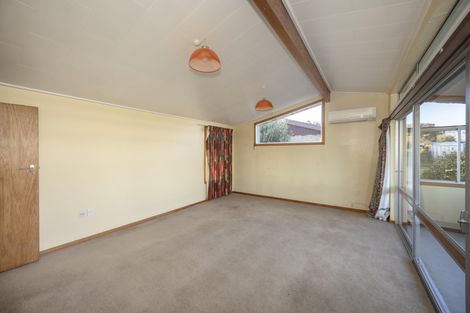 Photo of property in 5 Stuart Street, Holmes Hill, Oamaru, 9401