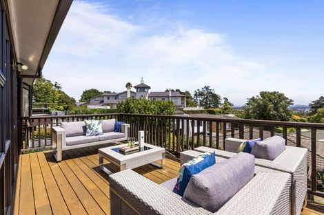 Photo of property in 98 Bleakhouse Road, Howick, Auckland, 2014