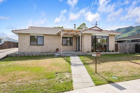 Photo of property in 47 Belvedere Avenue, Waikanae, 5036