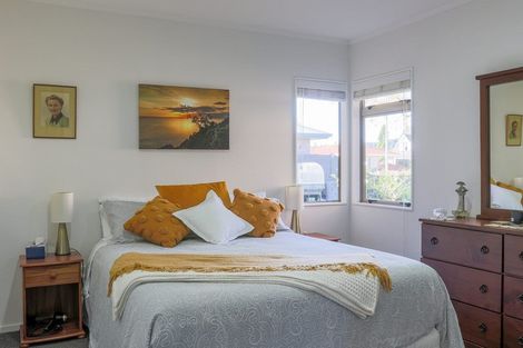 Photo of property in 19 Edgewater Grove, Whakatane, 3120