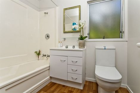 Photo of property in 85a Spinella Drive, Bayview, Auckland, 0629