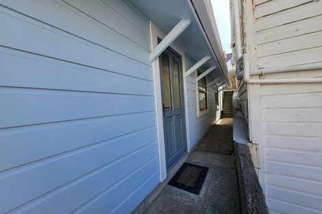 Photo of property in 19 Hanson Street, Mount Cook, Wellington, 6021