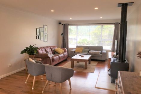 Photo of property in 113 Kahu Road, Paremata, Porirua, 5024