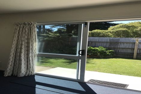 Photo of property in 30b Roche Avenue, Upper Riccarton, Christchurch, 8041