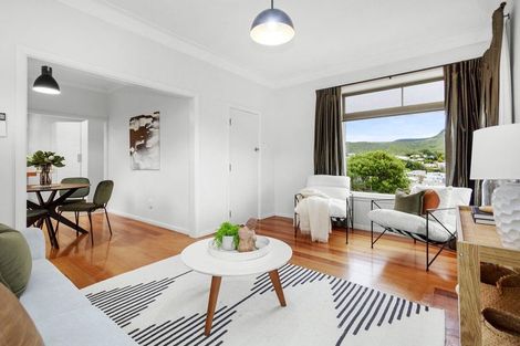 Photo of property in 33 Tawa Terrace, Tawa, Wellington, 5028