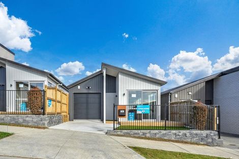 Photo of property in 39 Horokaka Street, Massey, 0614