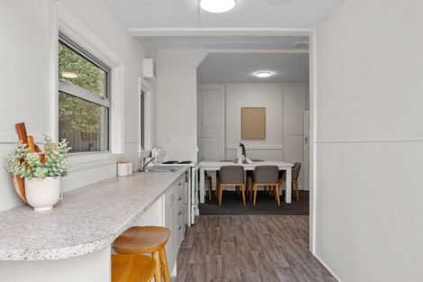 Photo of property in 43 Waimea Terrace, Beckenham, Christchurch, 8023