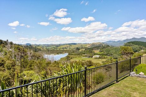 Photo of property in 17 Manatu Close, Whangamata, 3691
