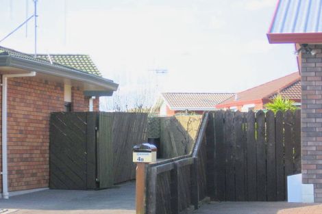 Photo of property in 4 The Green, Mount Maunganui, 3116
