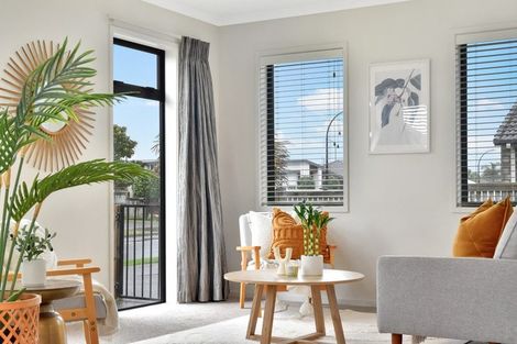 Photo of property in 9 Hiria Crescent, Papamoa Beach, Papamoa, 3118