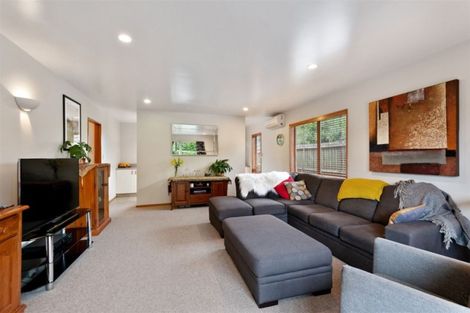Photo of property in 9 Cherry Place, Casebrook, Christchurch, 8051