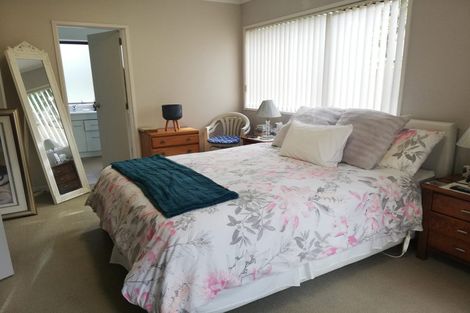 Photo of property in 163 Glamorgan Drive, Torbay, Auckland, 0630