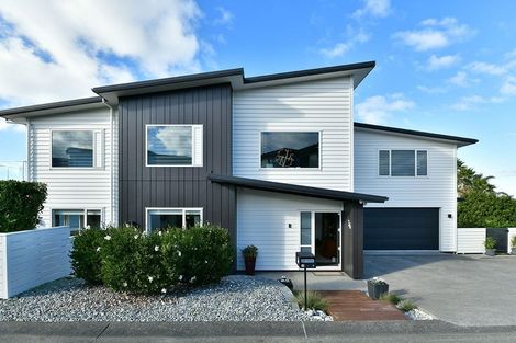 Photo of property in 36 Manhattan Rise, Orewa, 0931