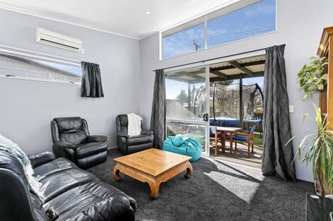 Photo of property in 2/5 John Street, Tauhara, Taupo, 3330