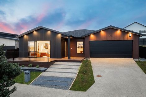 Photo of property in 28 Evergreen Parade, Rosehill, 2113