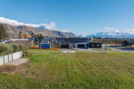 Photo of property in 3 Raspberry Close, Wanaka, 9382